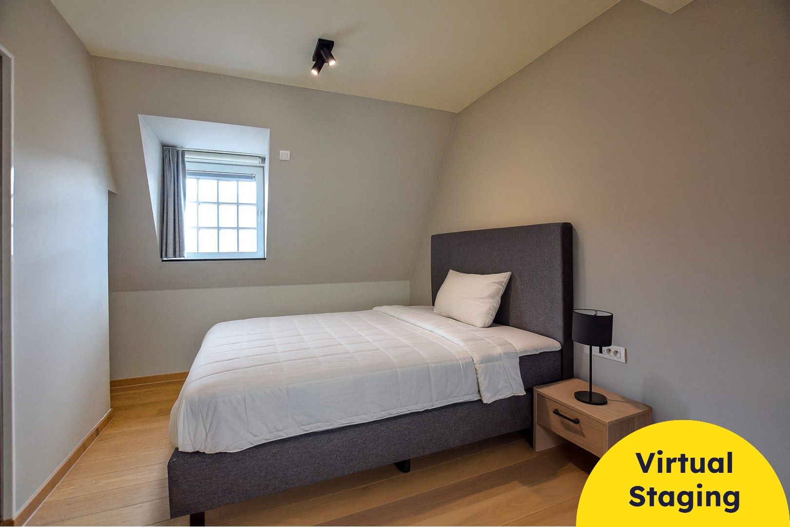 Uiterst goed onderhouden assistentieflat (55m² + 11m² terras) met 1 slaapkamer te Nieuwpoort.  foto 8