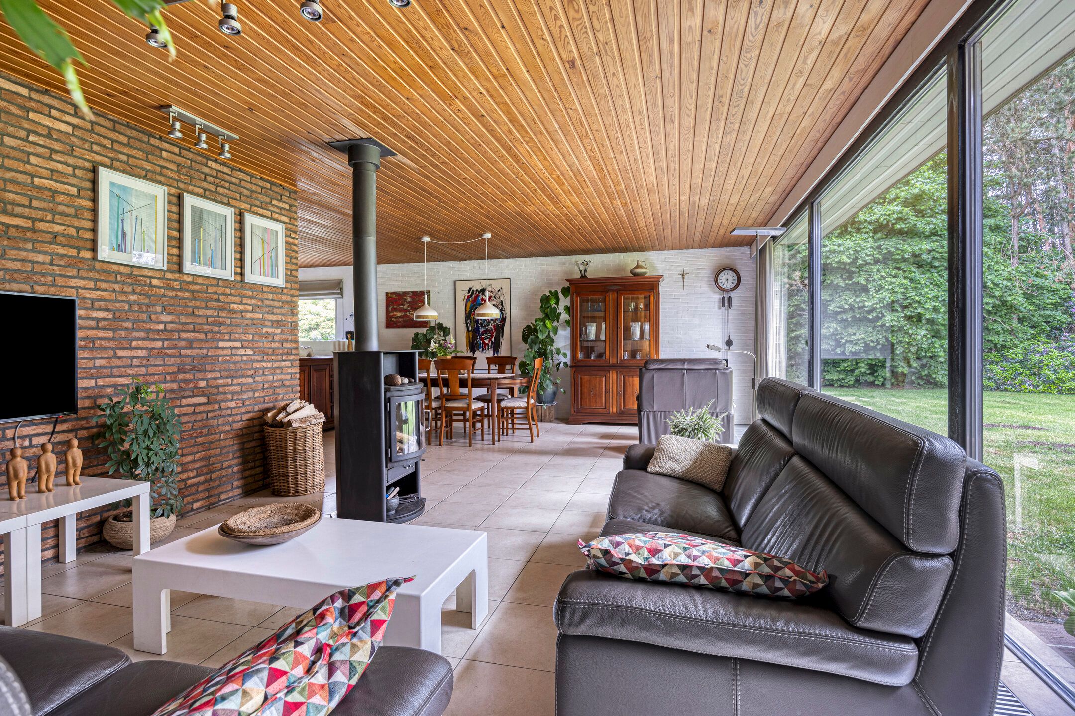 Prachtige gelijkvloerse woning op groot perceel foto 7