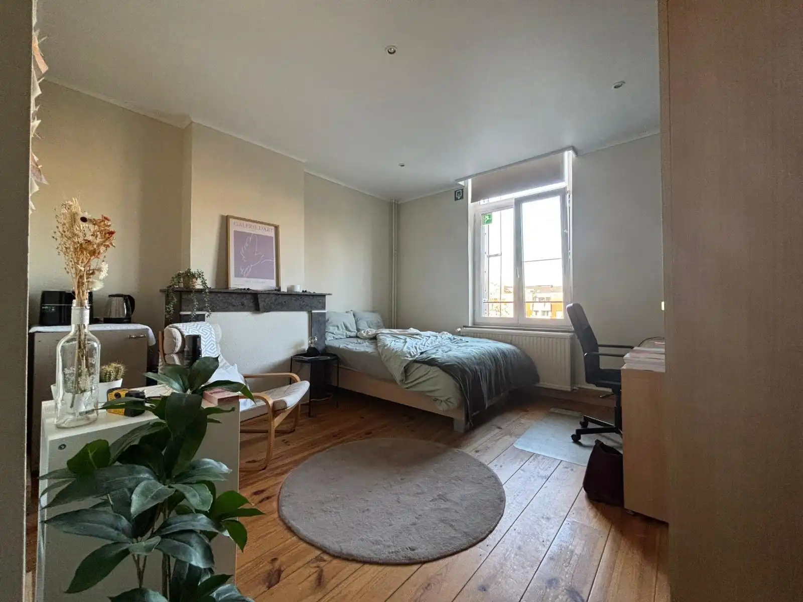 Studentenkamer met eigen sanitair! foto {{pictureIndex}}