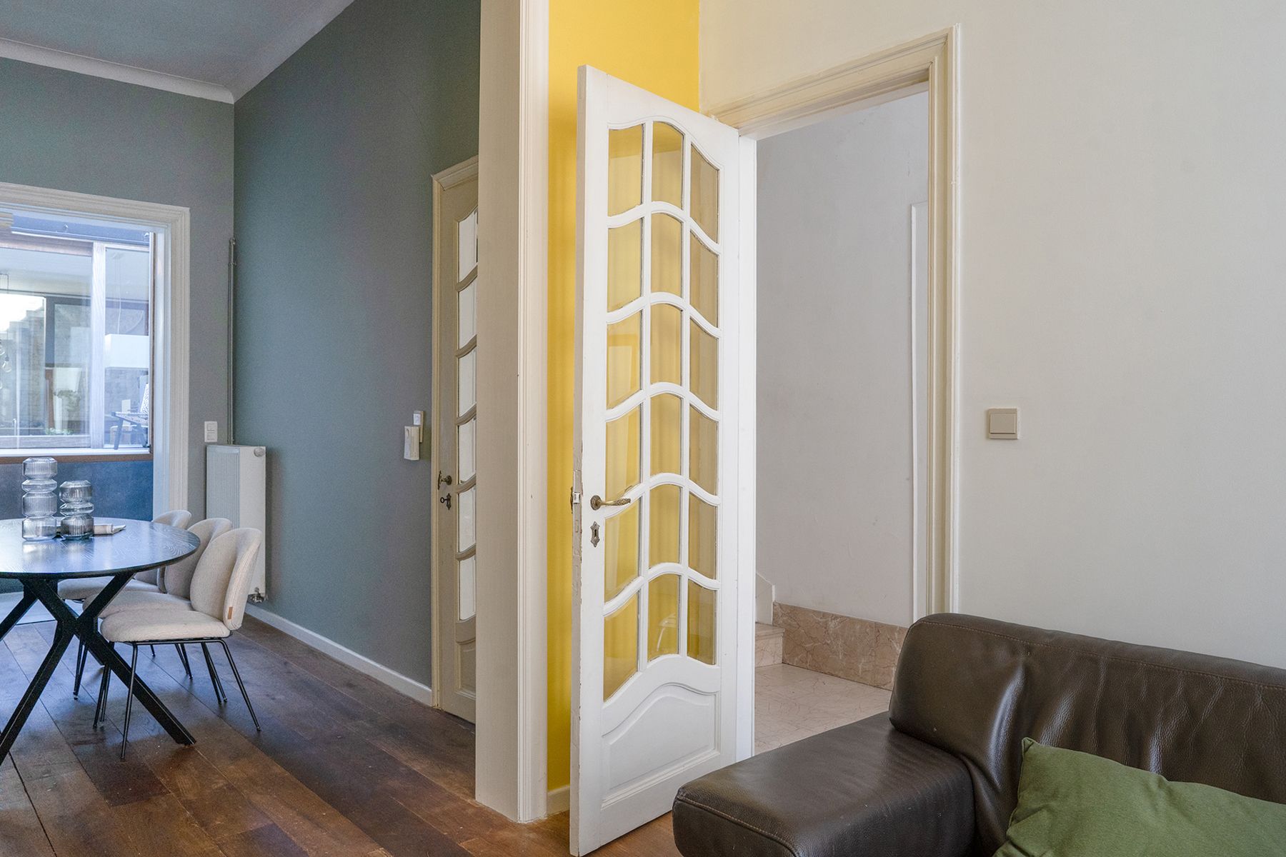 Unieke gerenoveerde burgerwoning, pareltje in architectuur foto 5