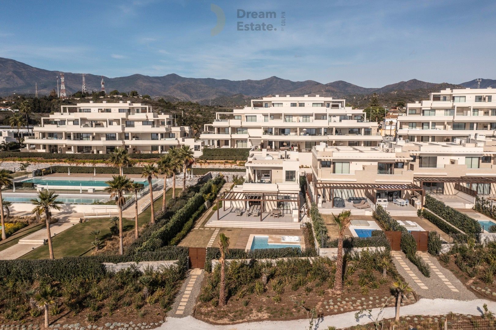 Luxueus wonen aan het strand van de New Golden Mile, Estepona. foto 3