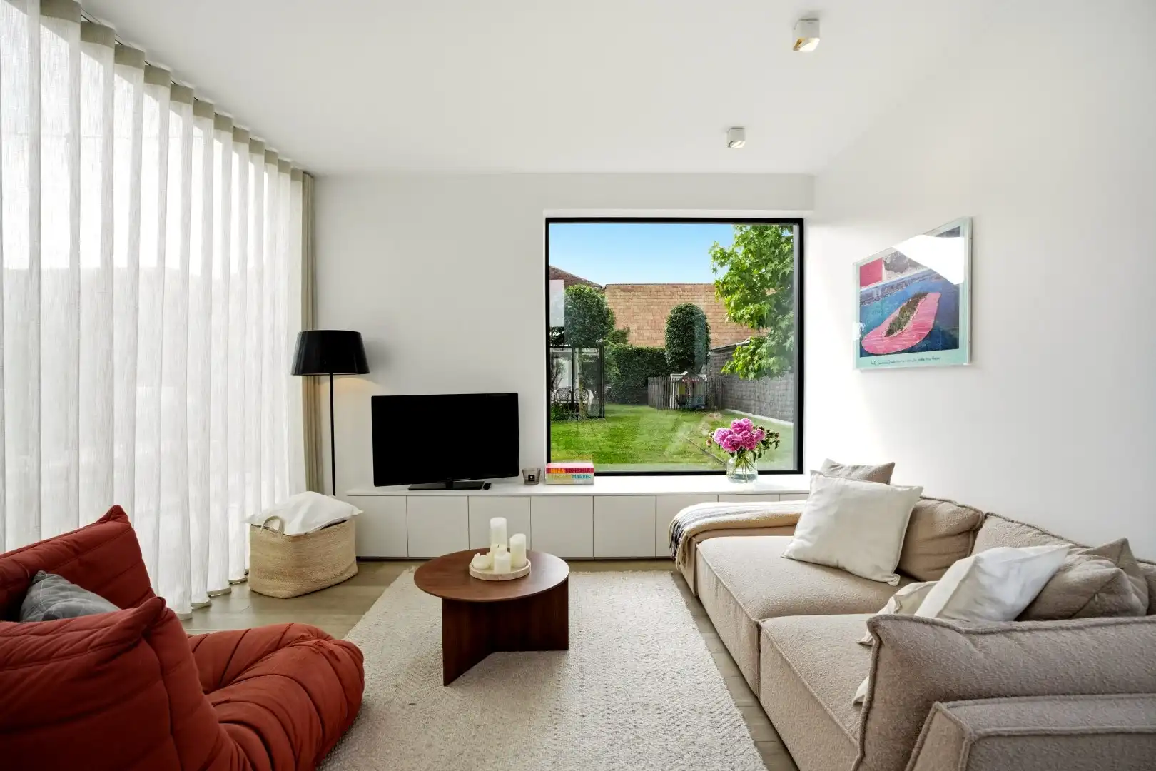 Uitzonderlijk knap gerenoveerde woning in Bavikhove met zonnige tuin, gelijkvloerse kamer en 3 slaapkamers foto 7