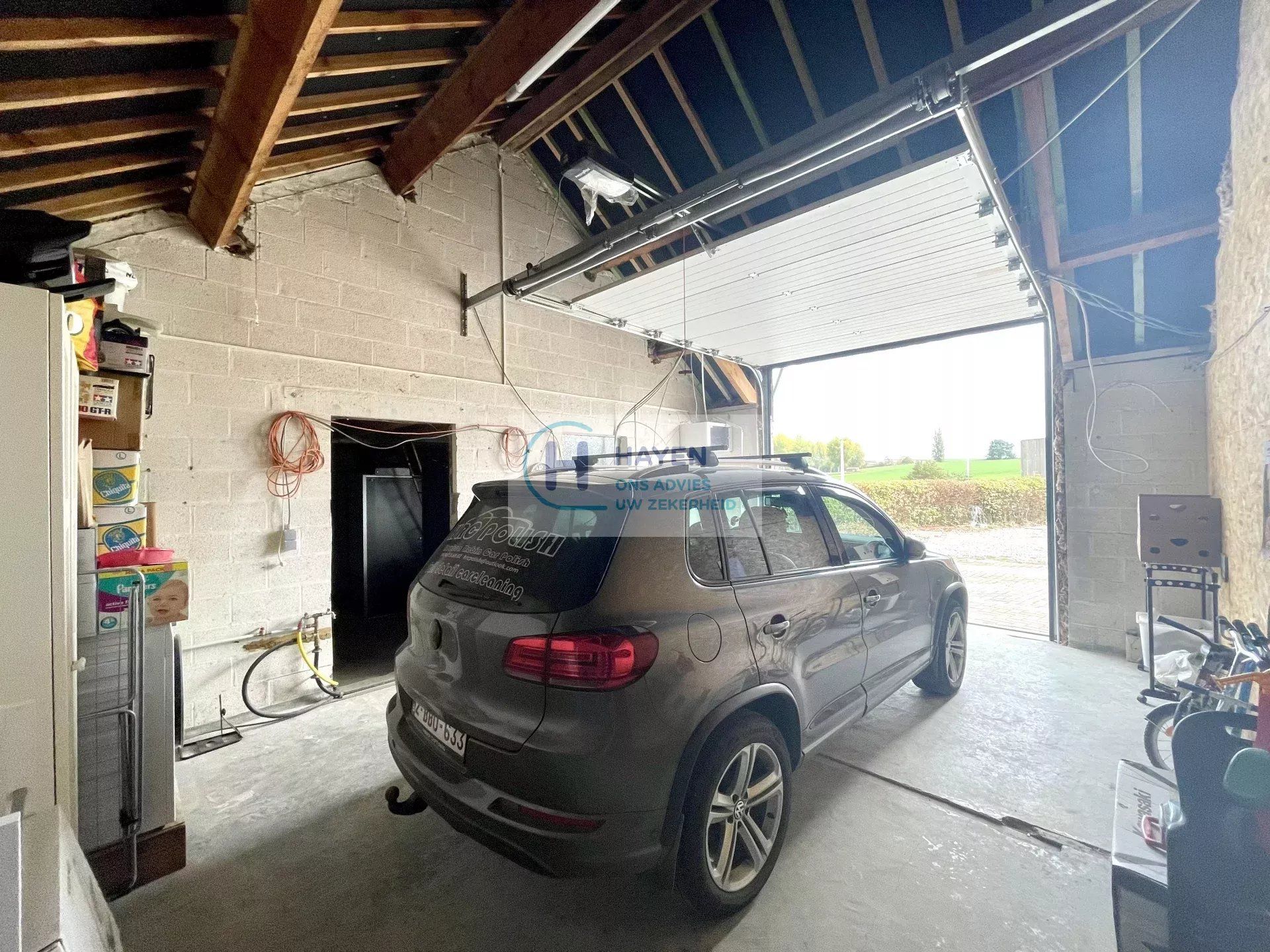 Zeer ruime woning in afwerkingsfase met veel potentieel op een groot perceel van 2.140m² foto 19