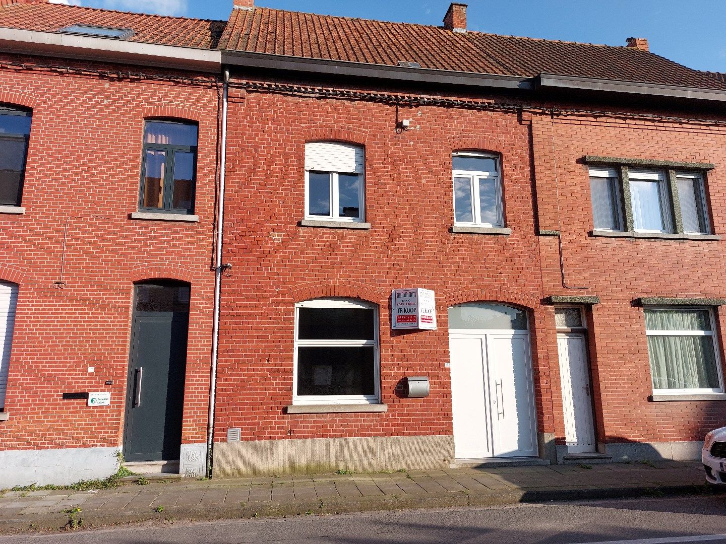 Woning nabij het centrum met 3 slaapkamers + magazijn foto 2