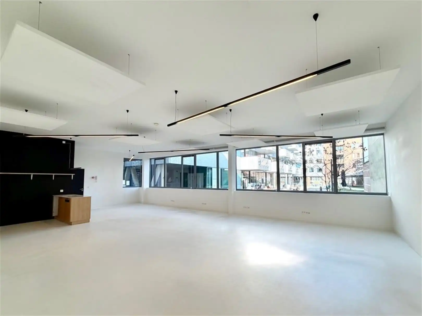 Kantoorgebouw foto 9