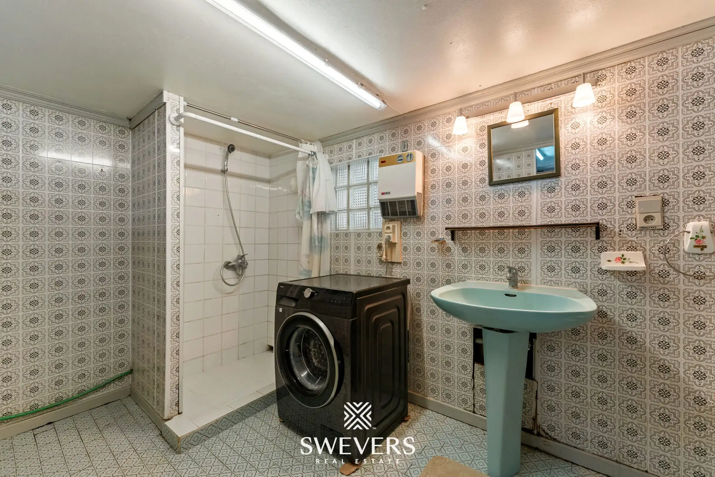 Karaktervolle gezinswoning met veel potentieel op 11a 74ca te Jesseren. foto 21