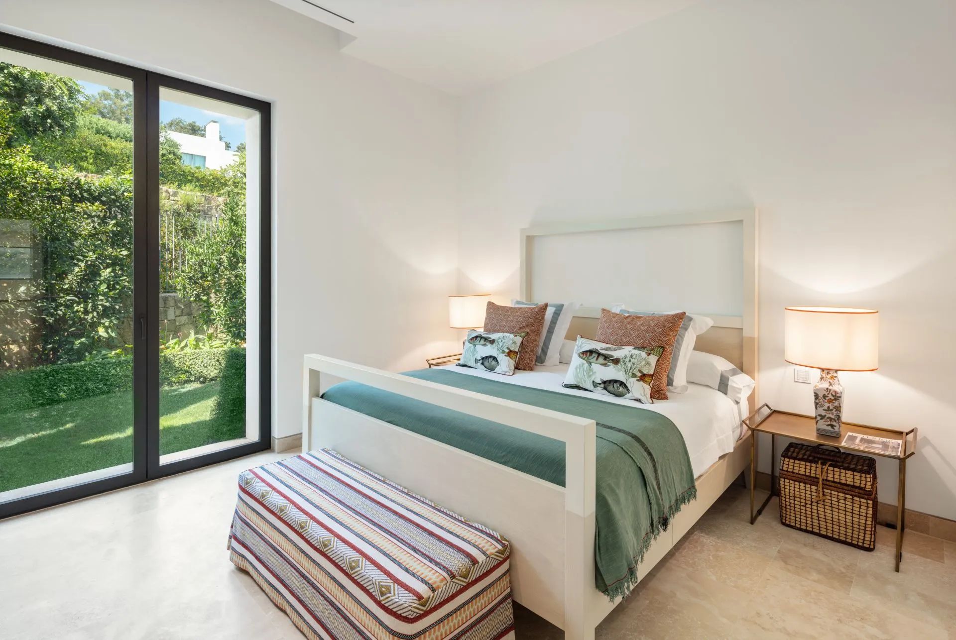 Exclusieve golfvilla met ongekende luxe en panoramisch uitzicht in Finca Cortesin Resort foto 14