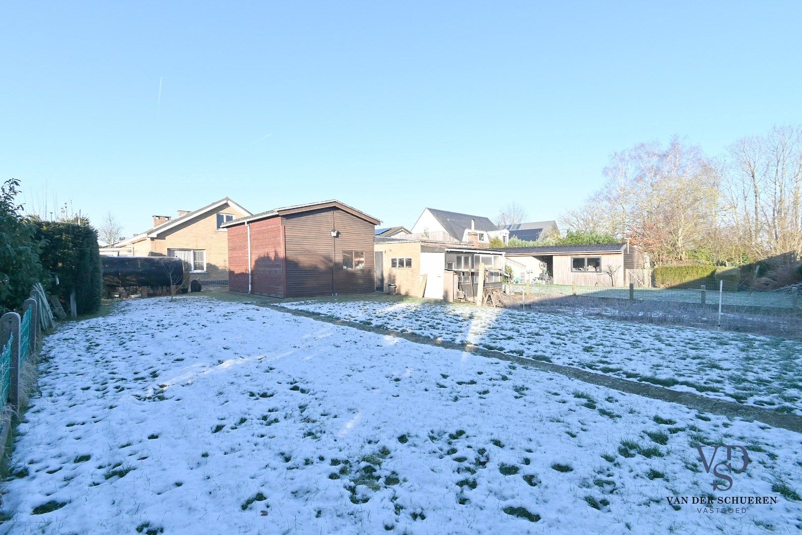 Degelijke bungalowwoning gelegen in een rustige verkaveling foto 31