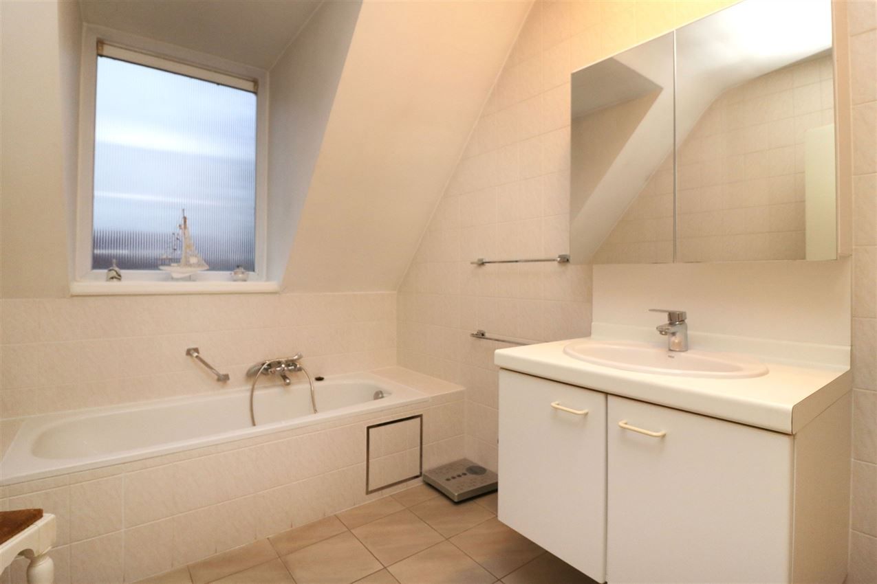 Appartement, 2 slpk, autostaanplaats in carport foto 42