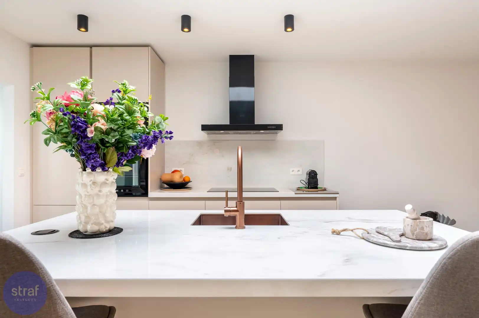 Gezellige luxewoning met tuin en 3 slaapkamers in de Antwerpse Noordrand foto 2