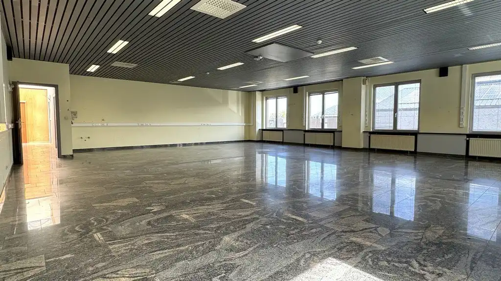 Budgetvriendelijke kantoren te huur vlakbij afrit E17 in Deinze foto 16