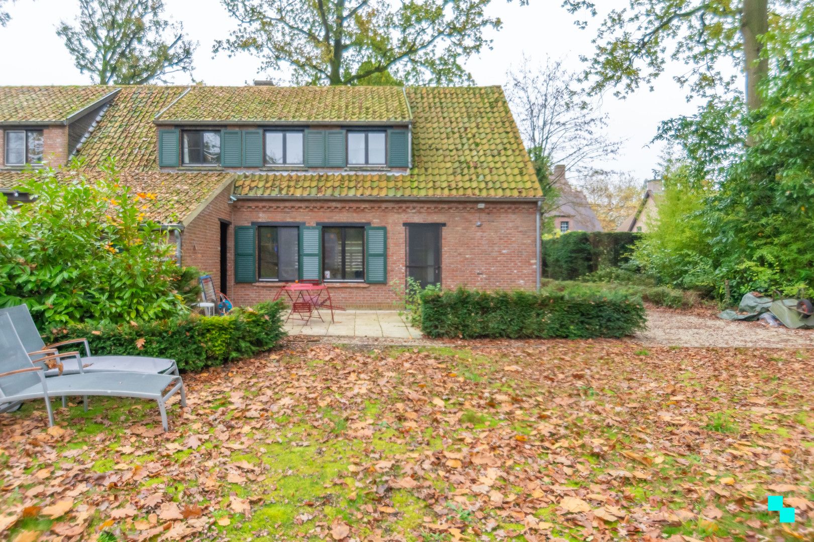 Te renoveren halfopen bebouwing met riante tuin foto 28