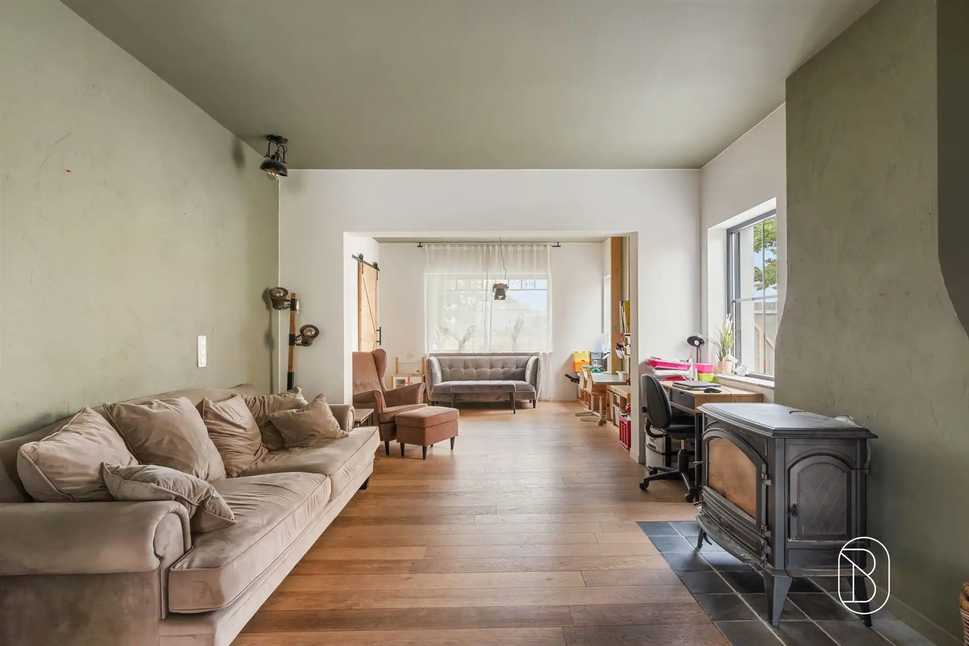 Mooi gerenoveerde woning te Beveren-Leie met 4 kamers foto 9
