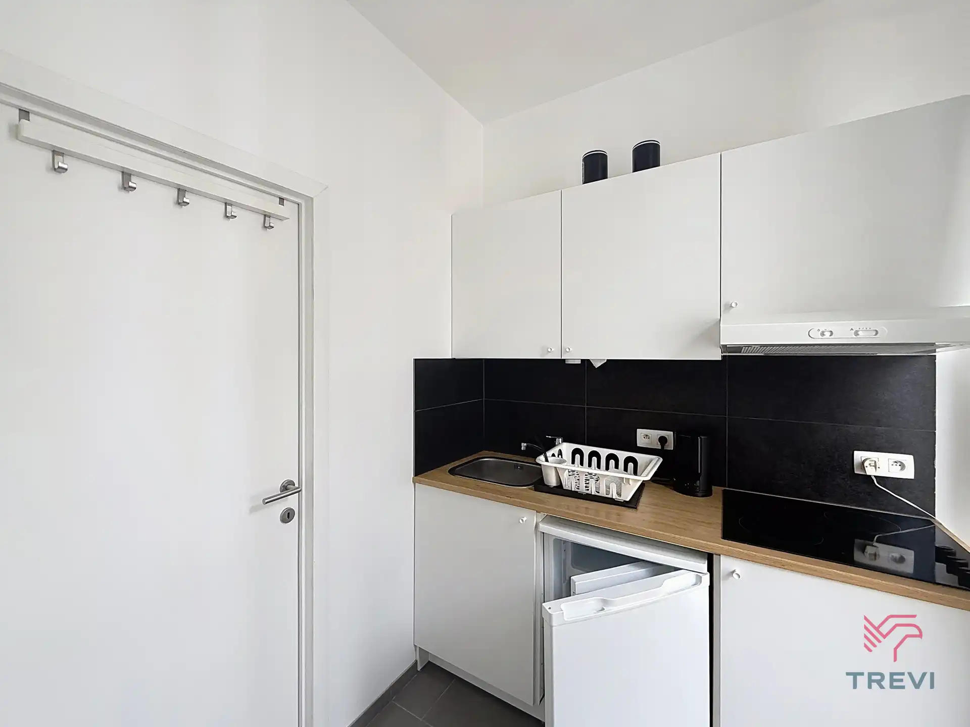 Gemeubileerde studio in de Europese wijk! foto 5