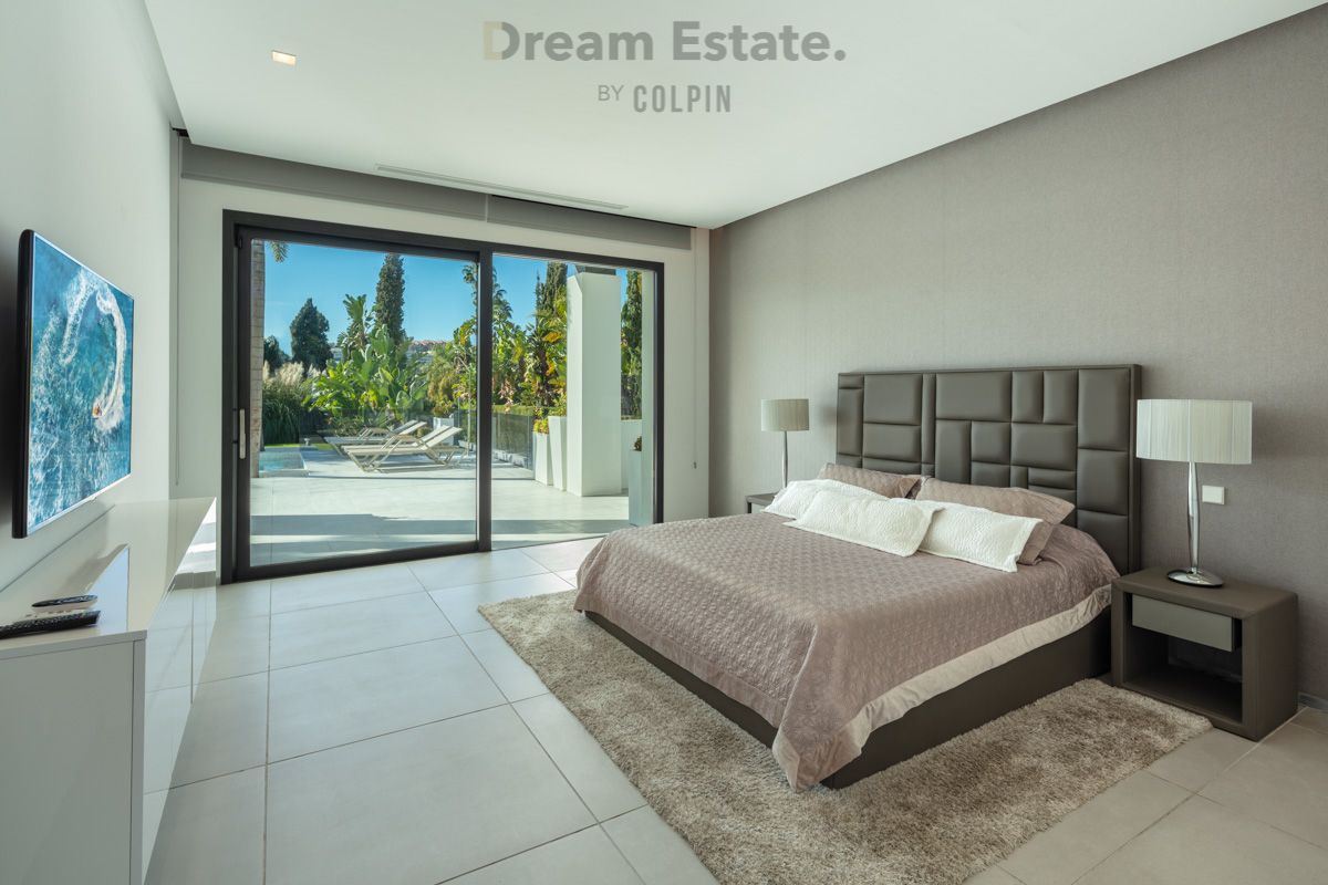Eigentijdse villa in het bevoorrechte Nueva Andalucia foto 13