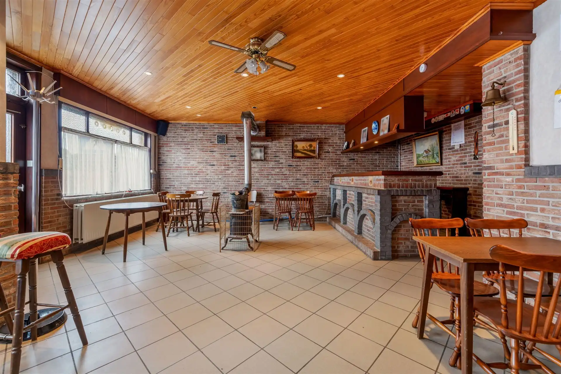 Te renoveren handelshuis op 320m² in De Klinge foto 4