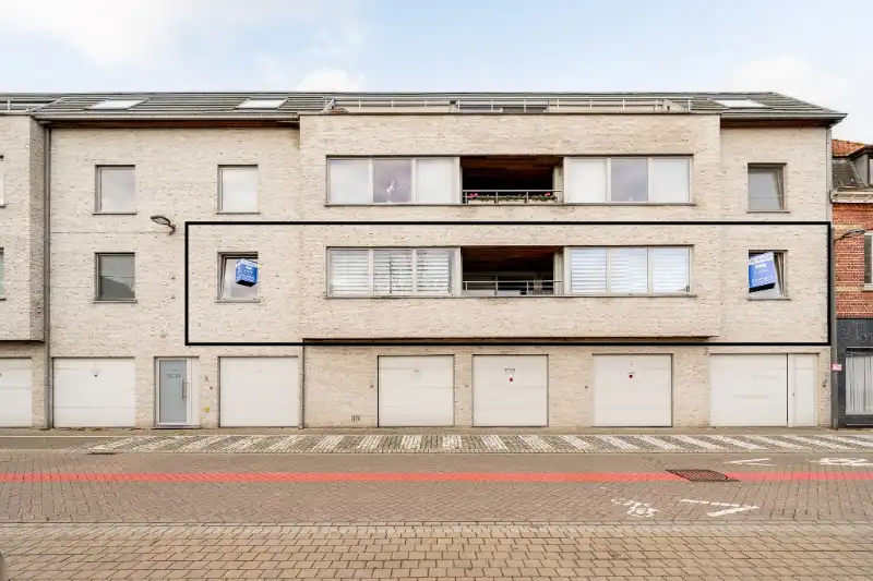Ruim appartement (145m²) met 3 slaapkamers foto 6