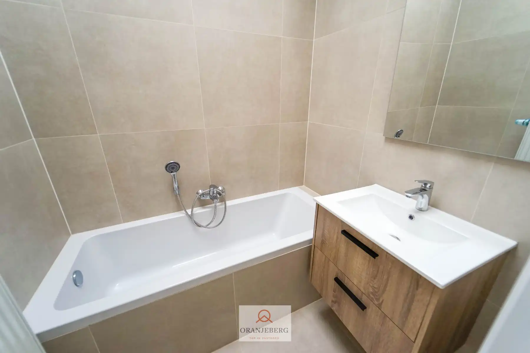 Gezellig instapklaar 2 slpk rijhuisje te koop op TOPligging nabij Gent foto 13