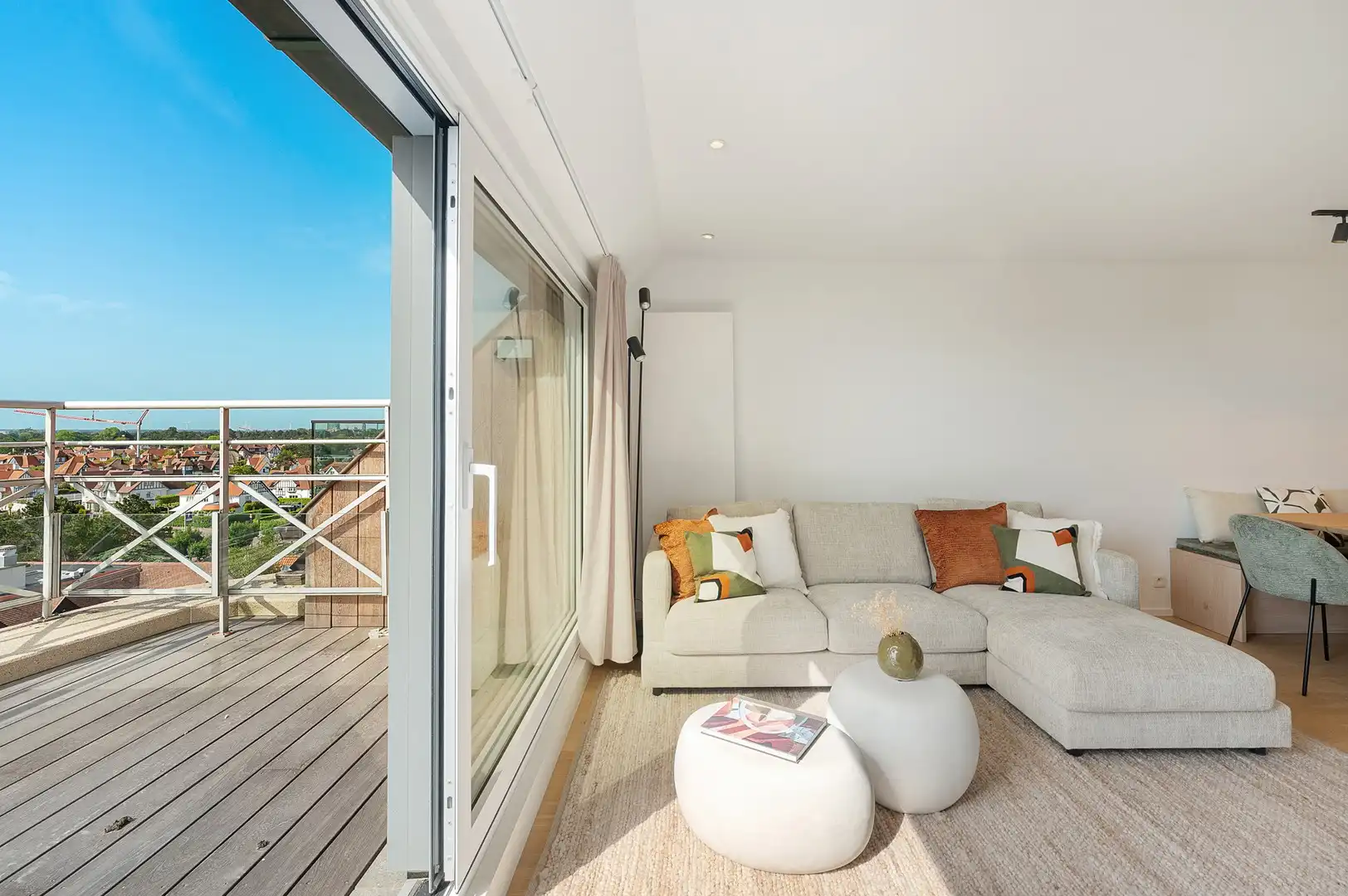 Zonnig gerenoveerd duplex penthouse appartement te Zoute foto 8