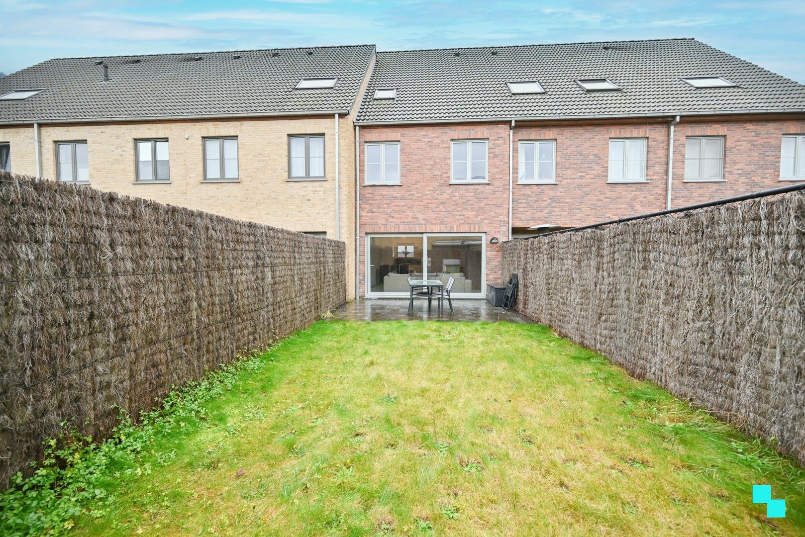Recente, instapklare woning met mogelijkheid tot garage te Emelgem foto 14