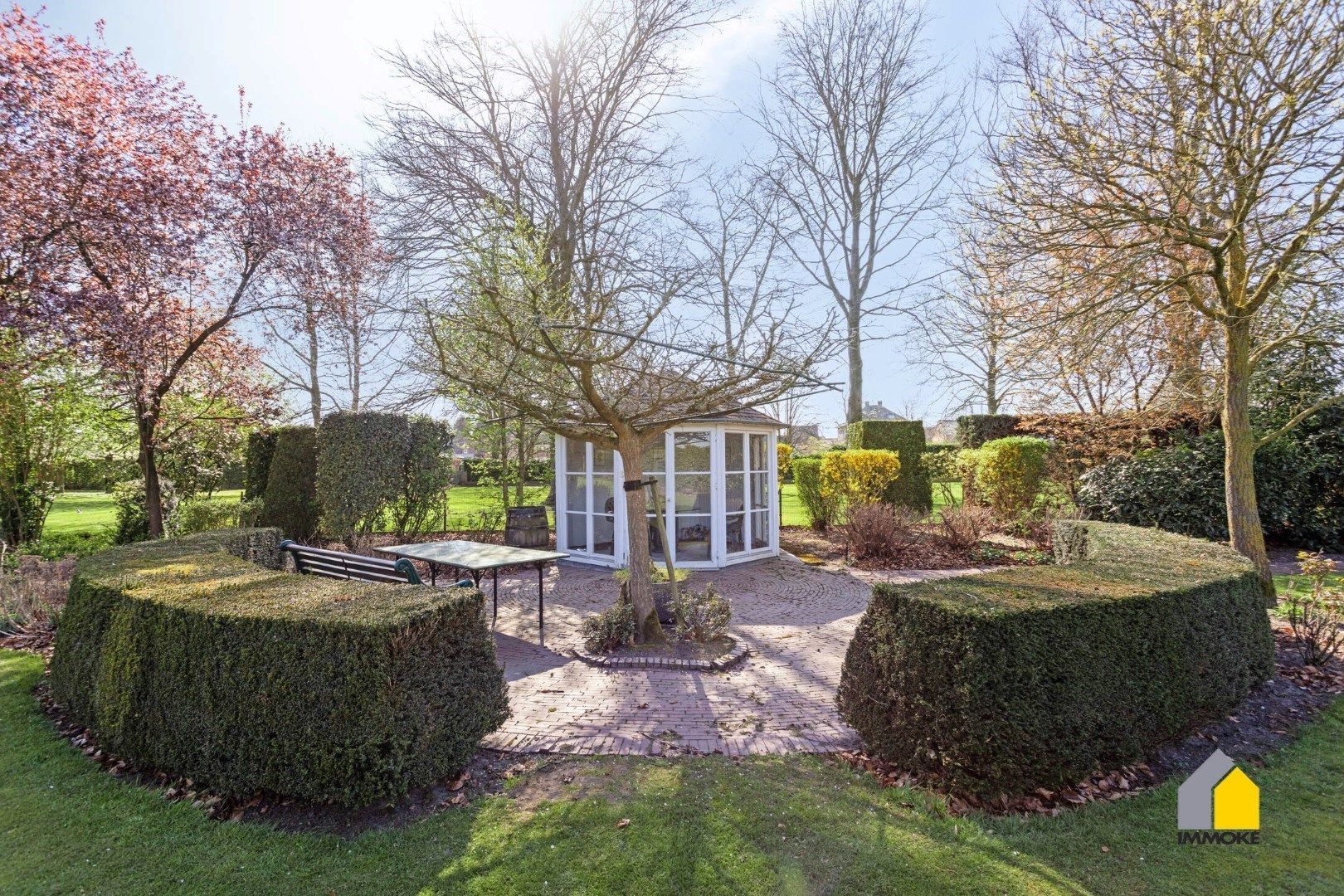 Tijdloze, stijlvolle villa met parktuin op toplocatie. foto 41