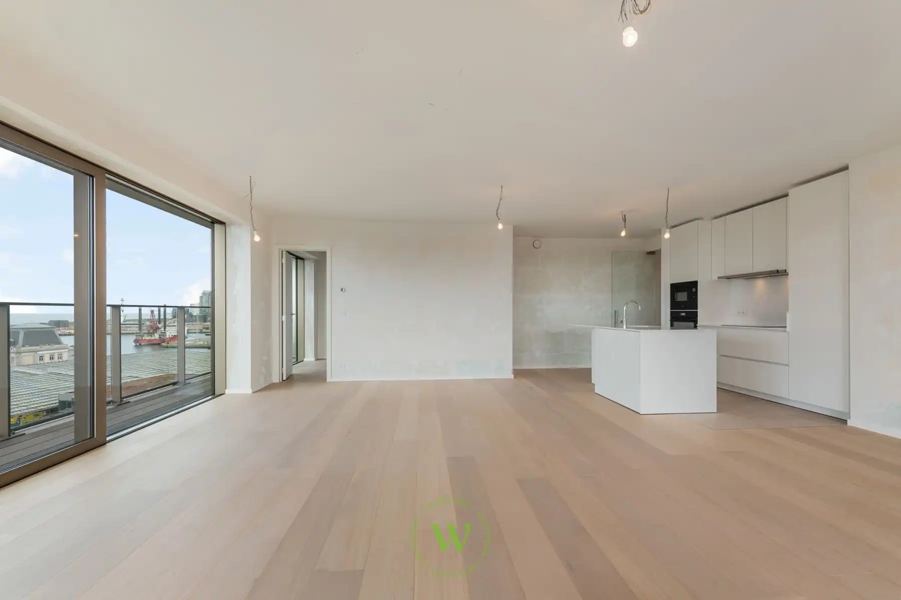 Sky Tower 2 — Laatste hoekapp op 9de verd met Z-W oriëntatie foto 5