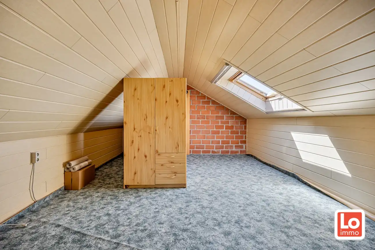Landelijk gelegen half open woning met ruim bijgebouw (ca. 65m) en grote tuin met open zicht tussen Hijfte en Lochristi. foto 23