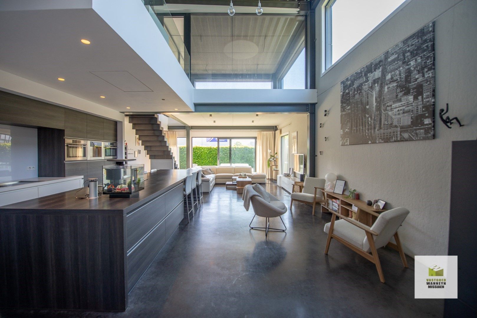 Ruime loods (288m2) met woonst te Verrekijker Wingene  foto 9