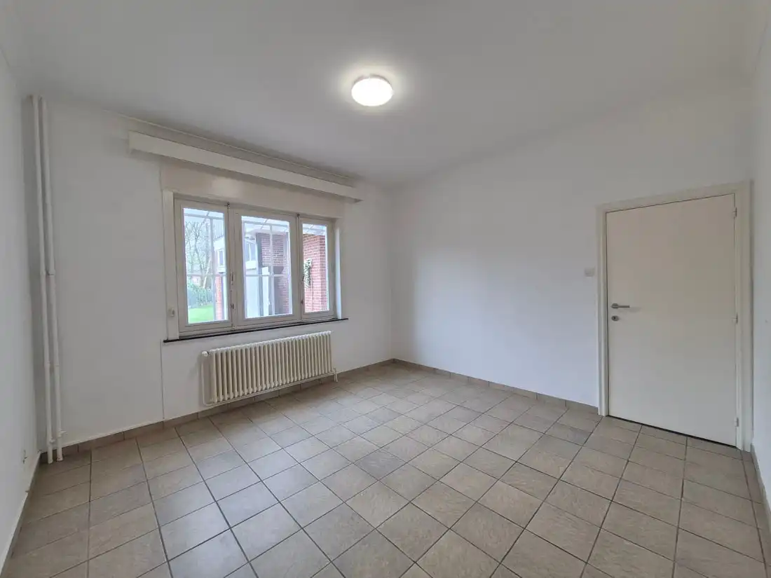 Leuk opgefrist appartement te Hasselt foto 9