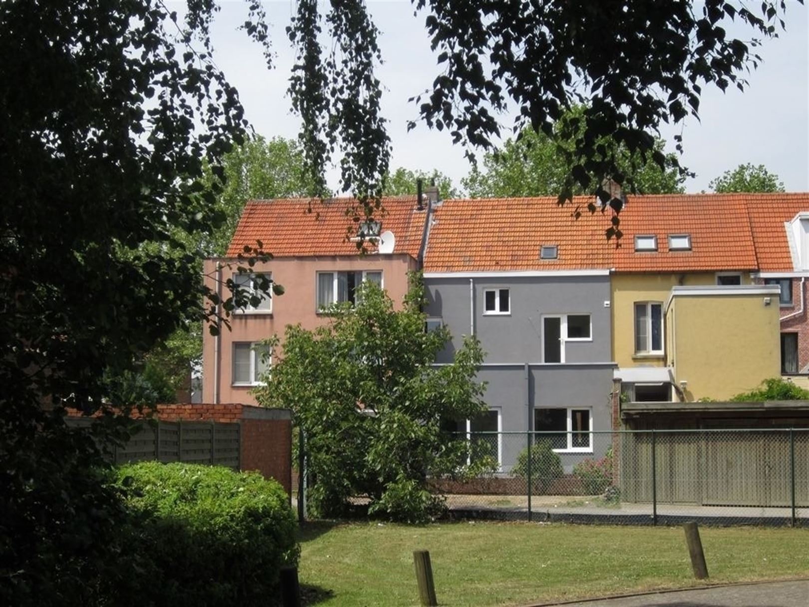 Vernieuwde duplex met zonneterras en groene zichten in Ekeren foto 8