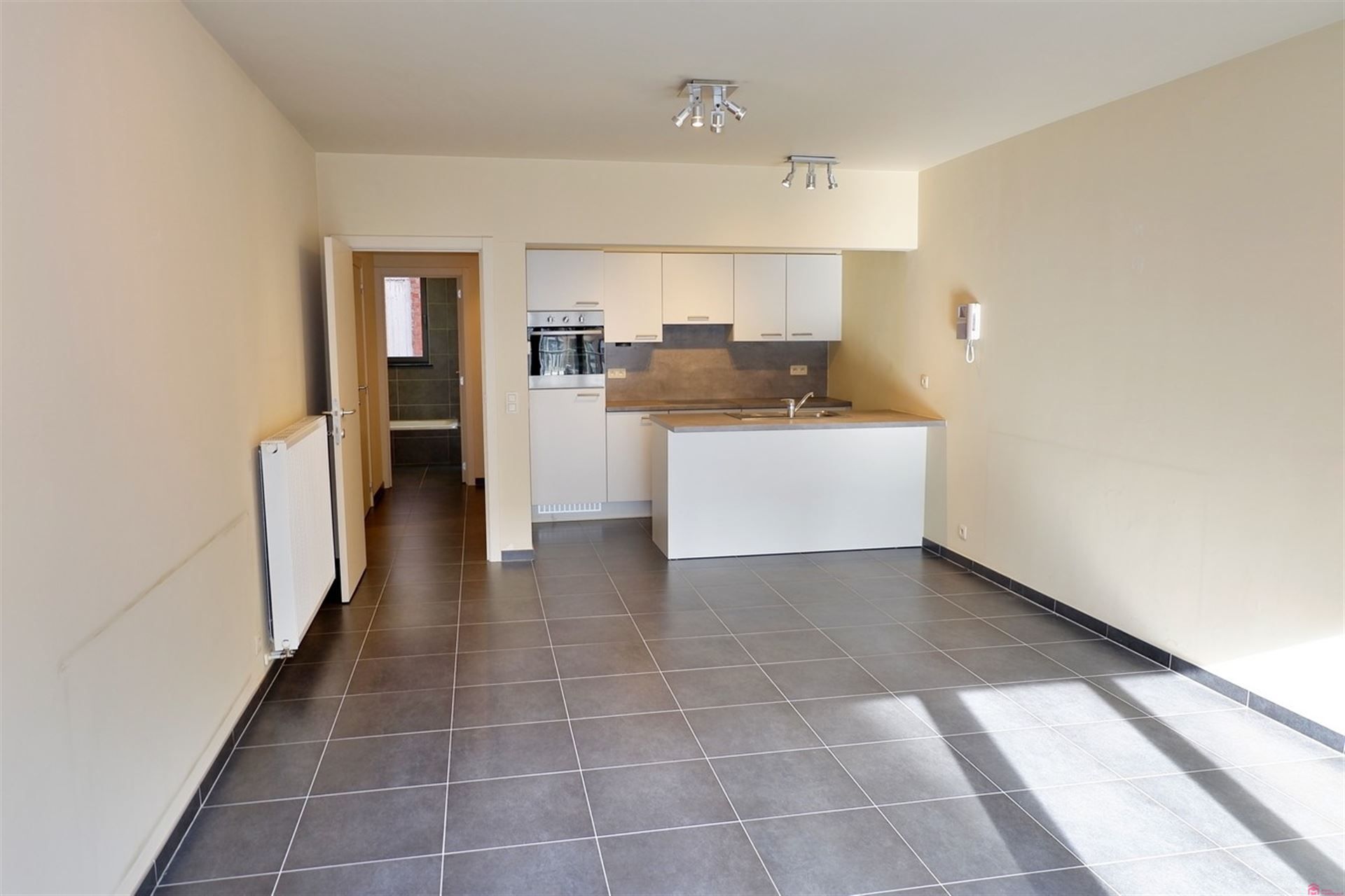 Appartement met ruim terras foto 5