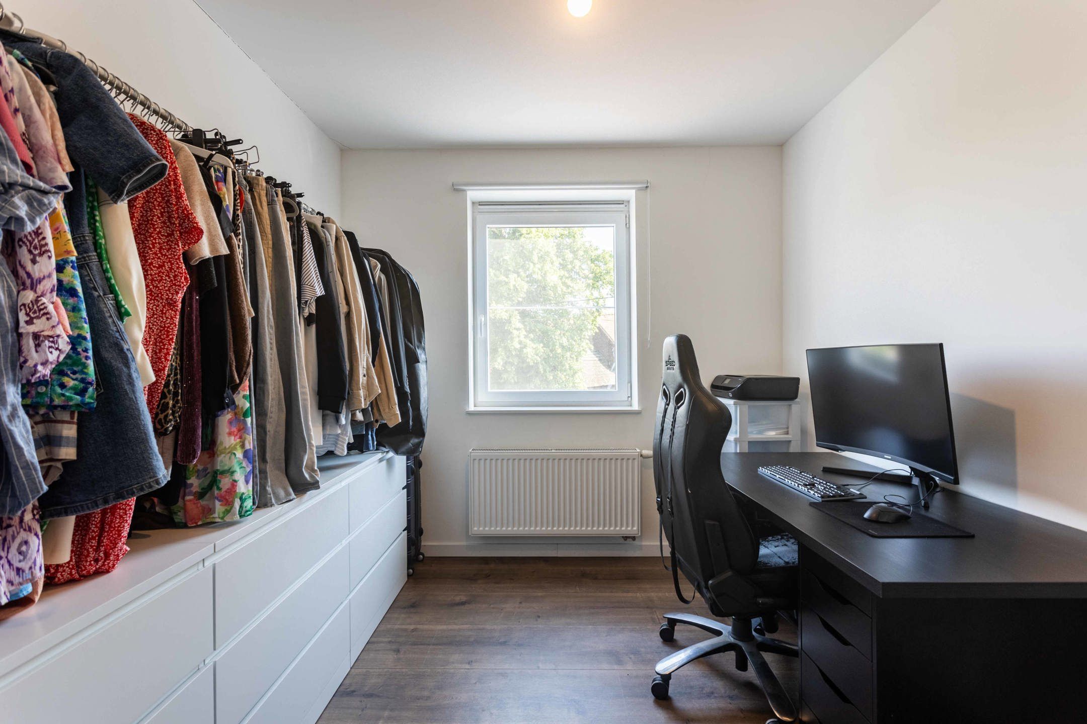 Recente (nieuw)bouwwoning  op een gunstige locatie foto 19