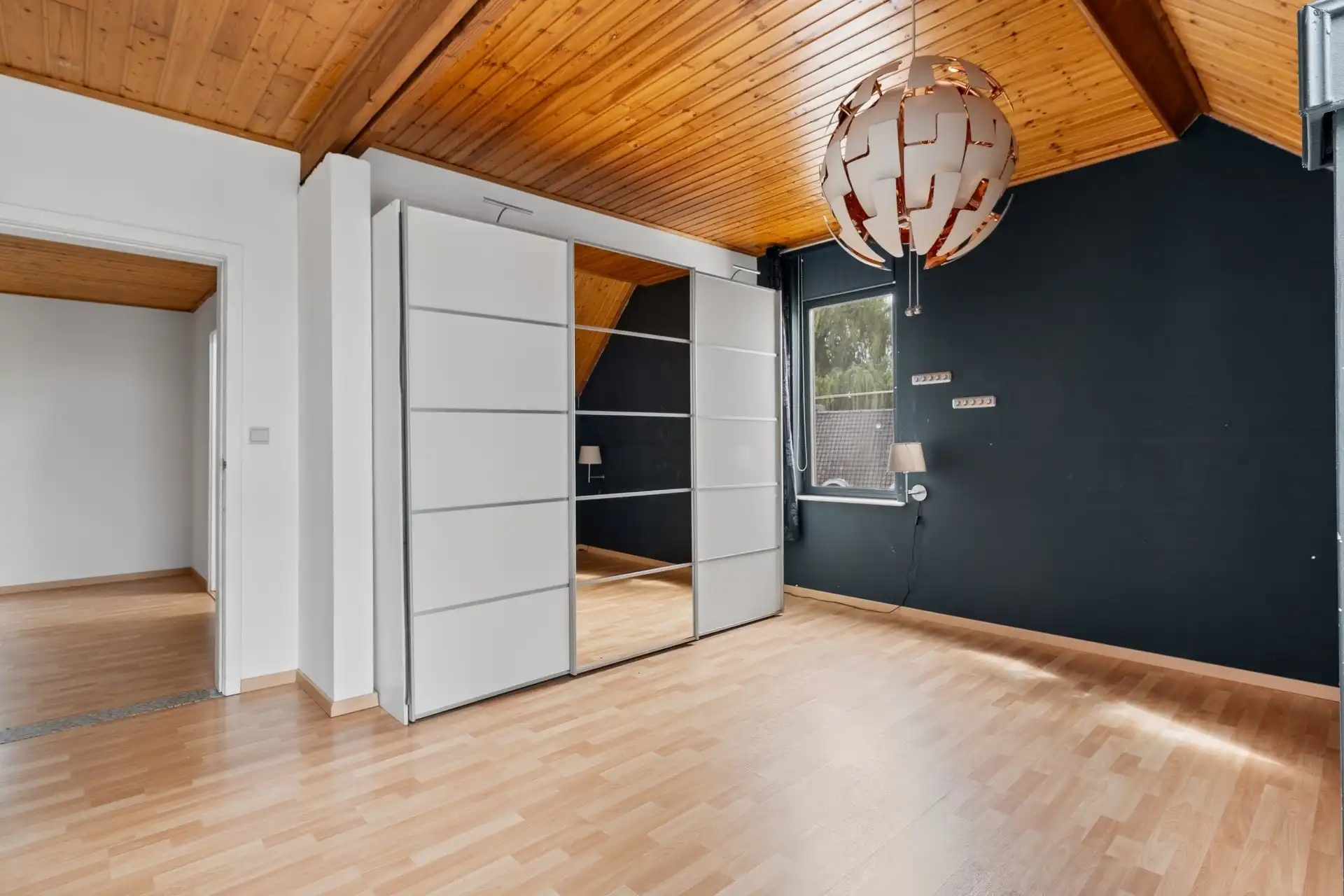Zeer ruim duplex appartement met groot terras, beroepsruimte en garage van 70m² foto 21