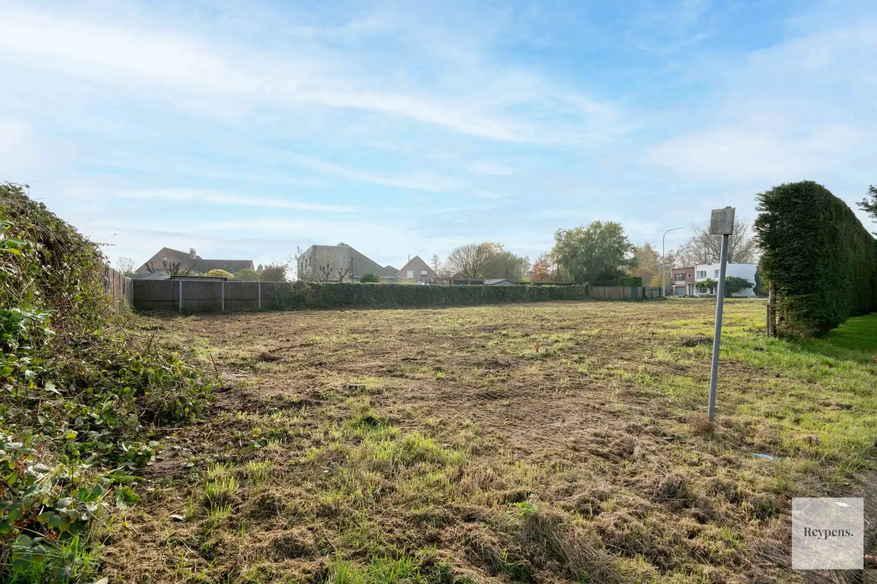 Bouwgrond in doodlopende straat in residentiele wijk foto 4