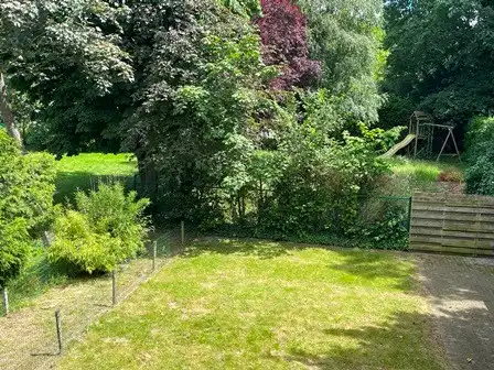Residentieel gelegen woning op een perceel van 950 m² foto 18