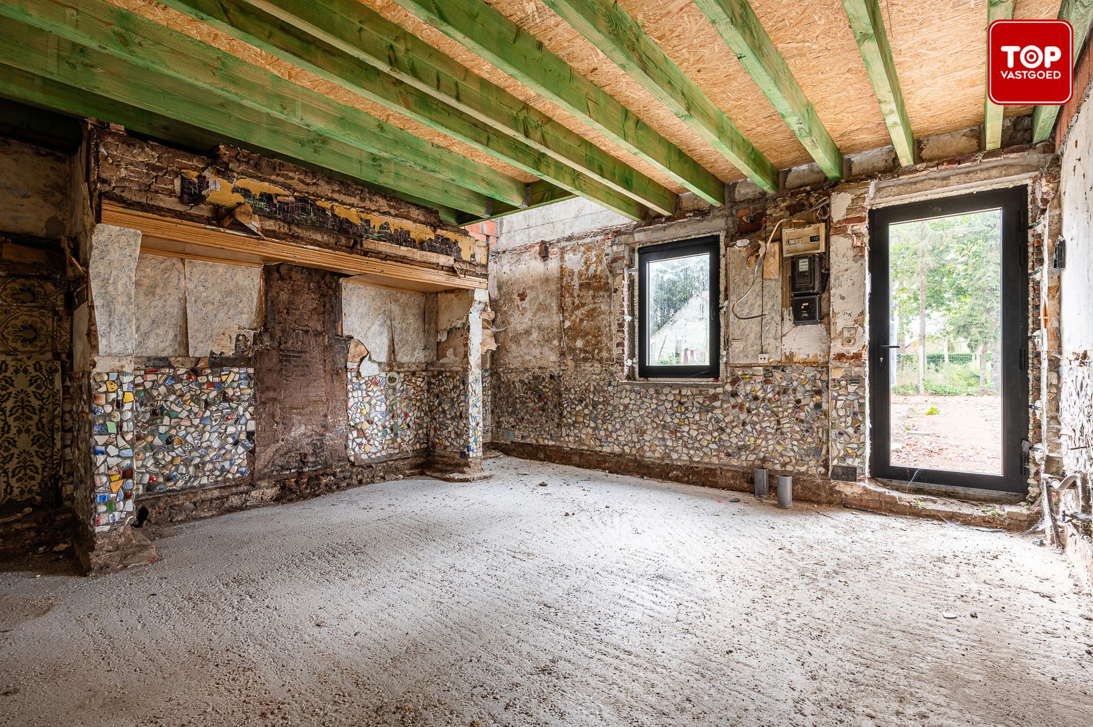 Gesloten bebouwing op een rustige locatie foto 6