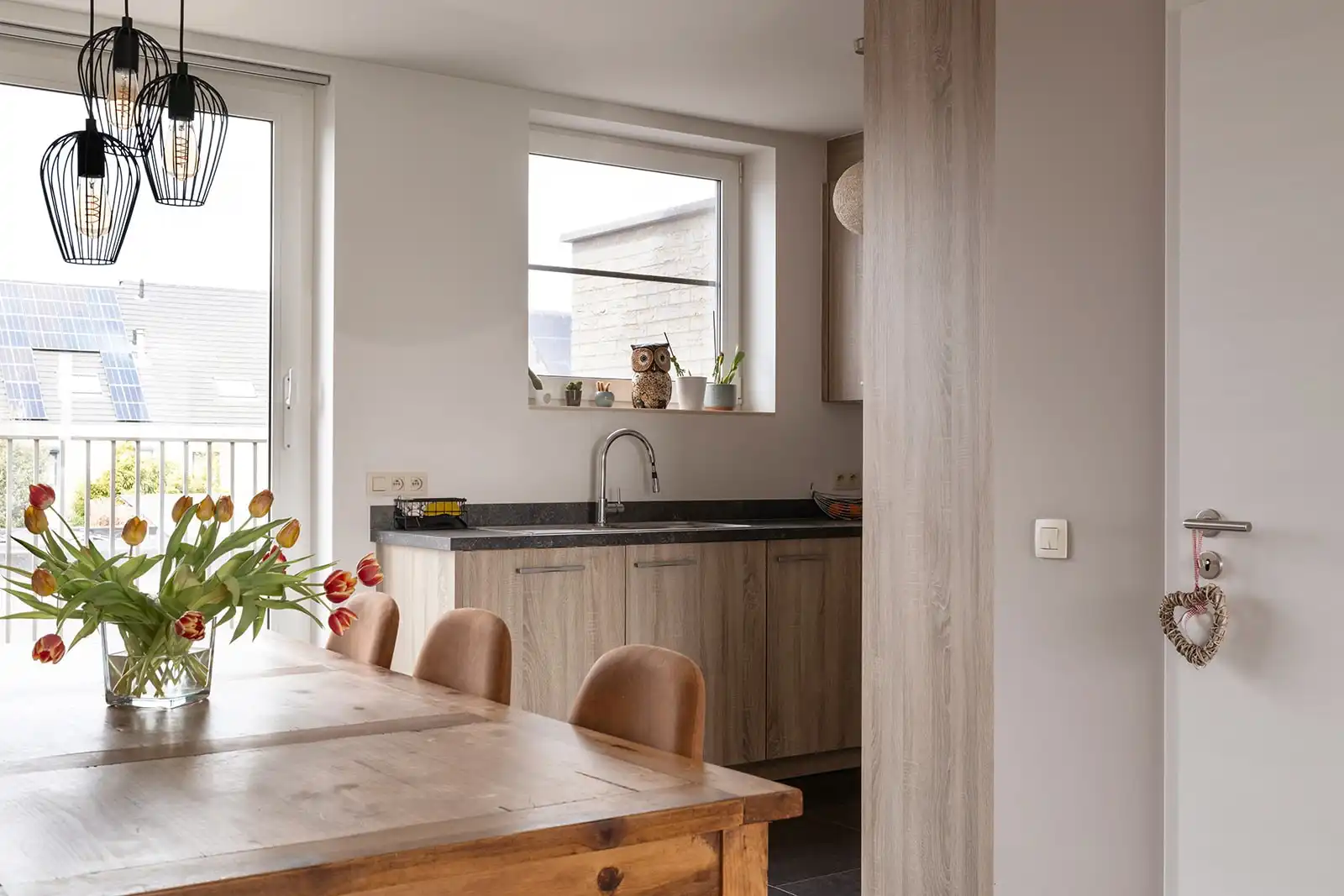 Stijlvol en lichtrijk duplexappartement met 3 slaapkamers in Evergem foto 7