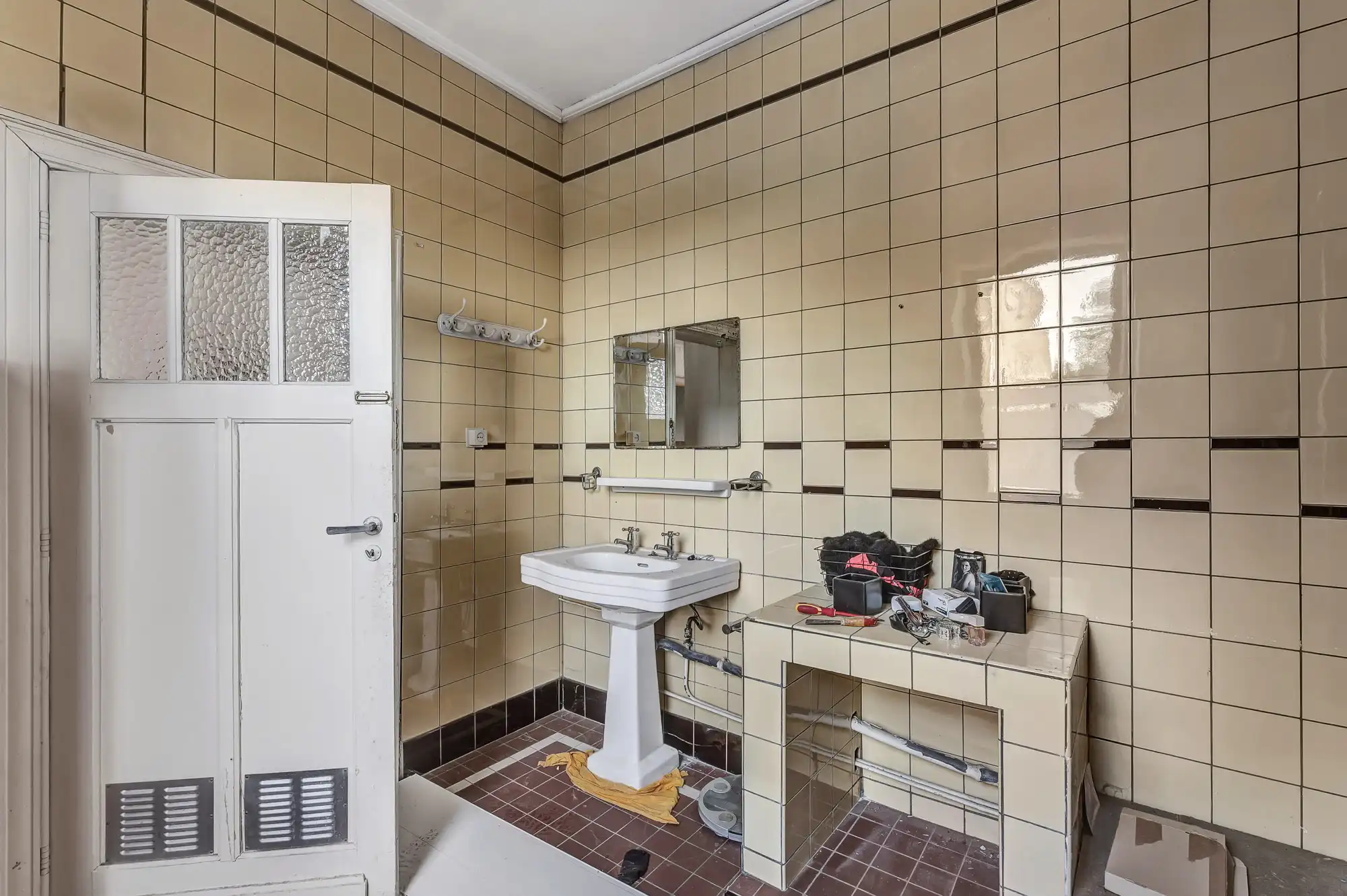 Solide woning met mogelijkheden foto 14