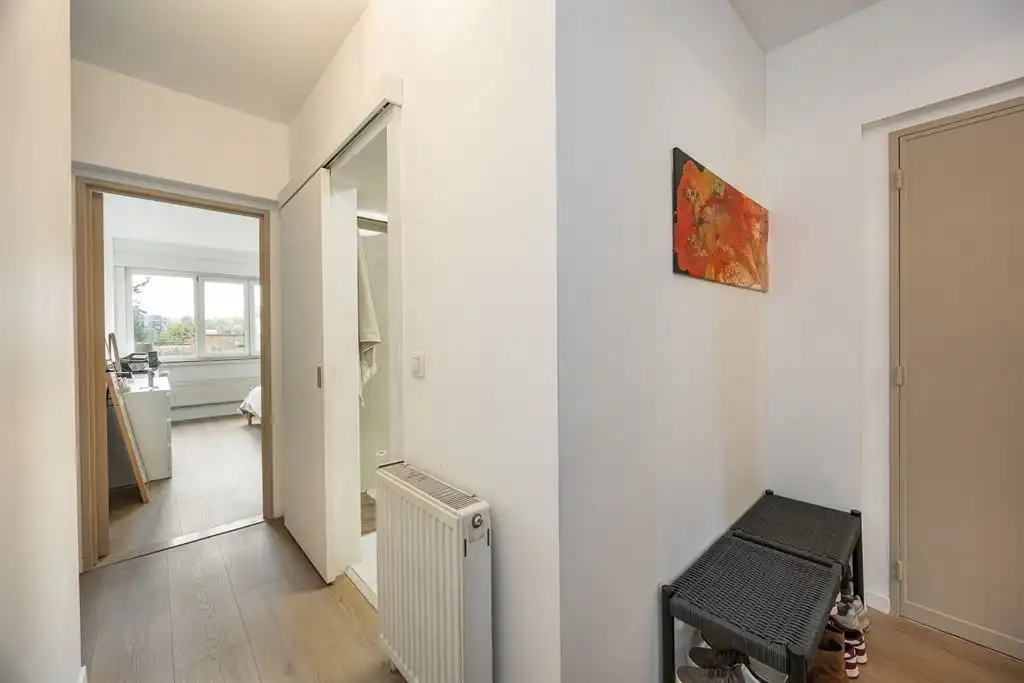 Lichtrijk appartement met 3 SLK foto 7