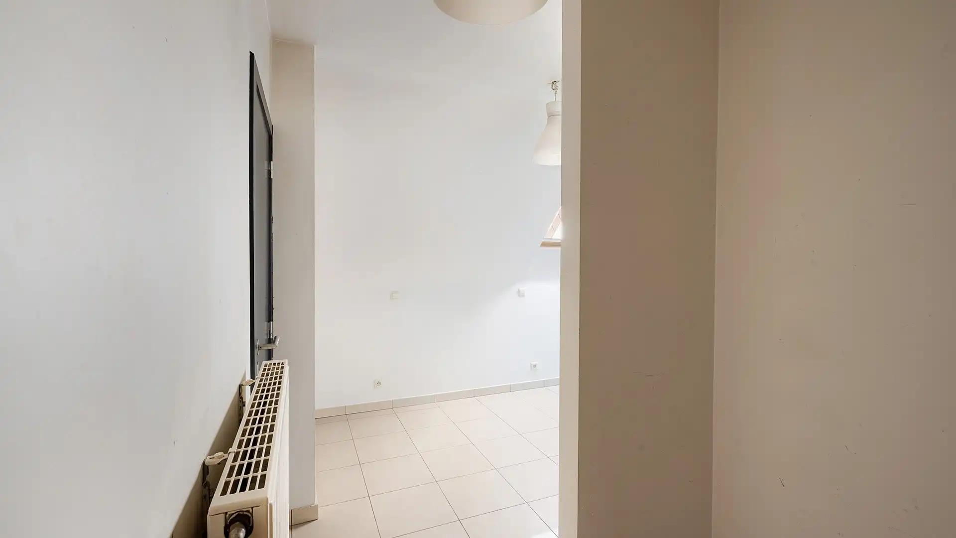 Dakappartement met grote terrassen in recent gebouw [Heistlaan]. foto 16