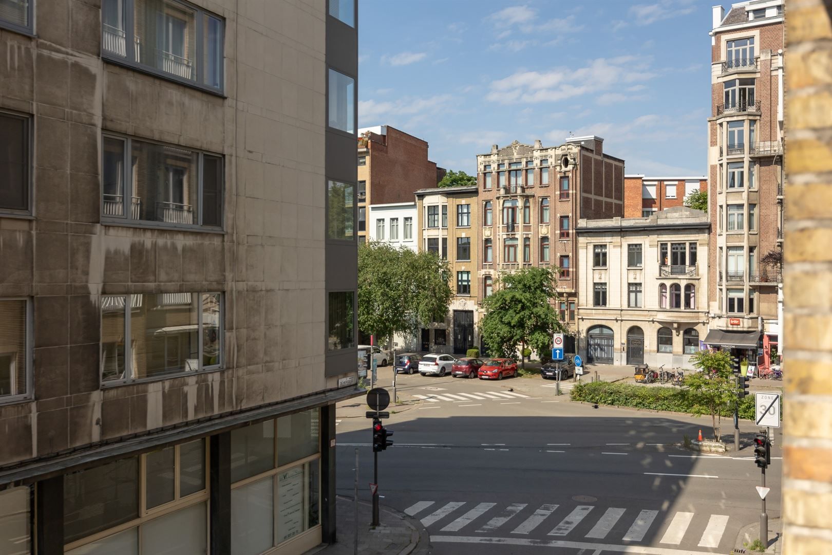 Classy appartement met terras foto 21
