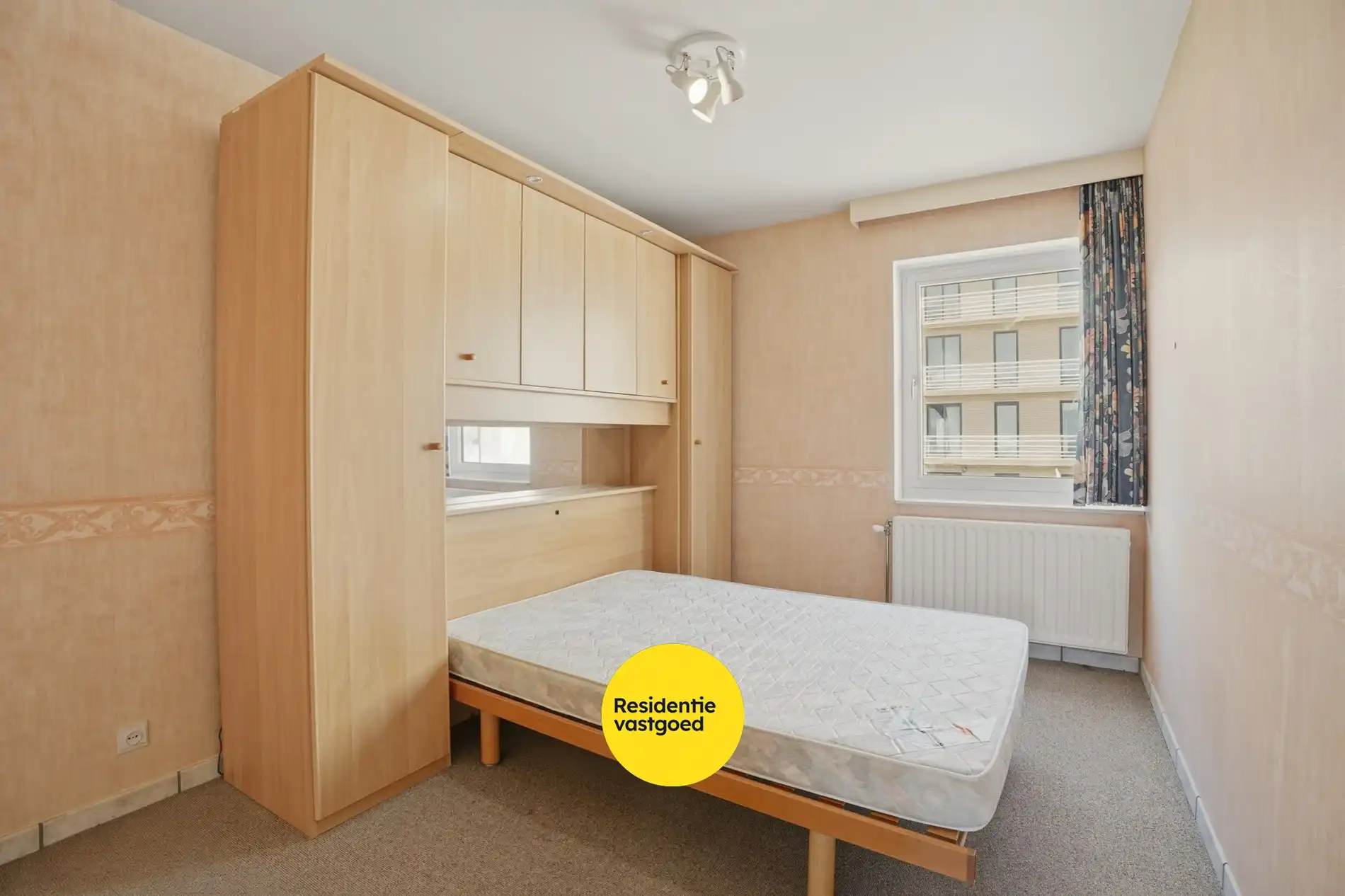 Op te frissen 2-slaapkamerappartement (73m²) te Koksijde Sint-Idesbald.  foto 11