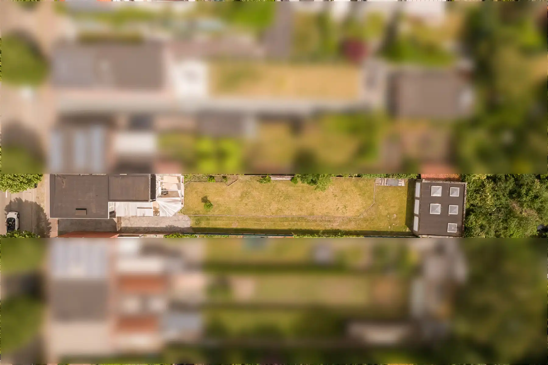 Handelspand met woonst en magazijn op commerciële toplocatie foto 3