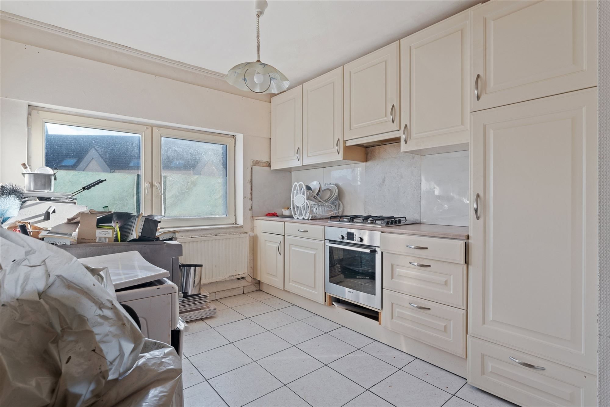 GERENOVEERD (2021) HANDELSPAND VAN 206 m2 MET EEN TE RENOVEREN BOVENLIGGEND APPARTEMENT (124 m2) MET 2 SLAAPKAMERS GELEGEN TE BERINGEN foto 13