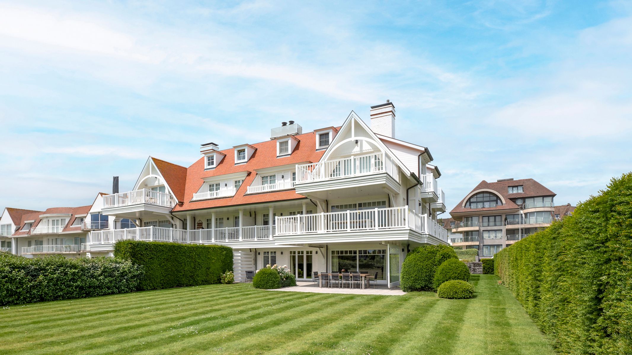 Luxe tuinappartement met uitzonderlijk zicht op de approach Zoute foto 1