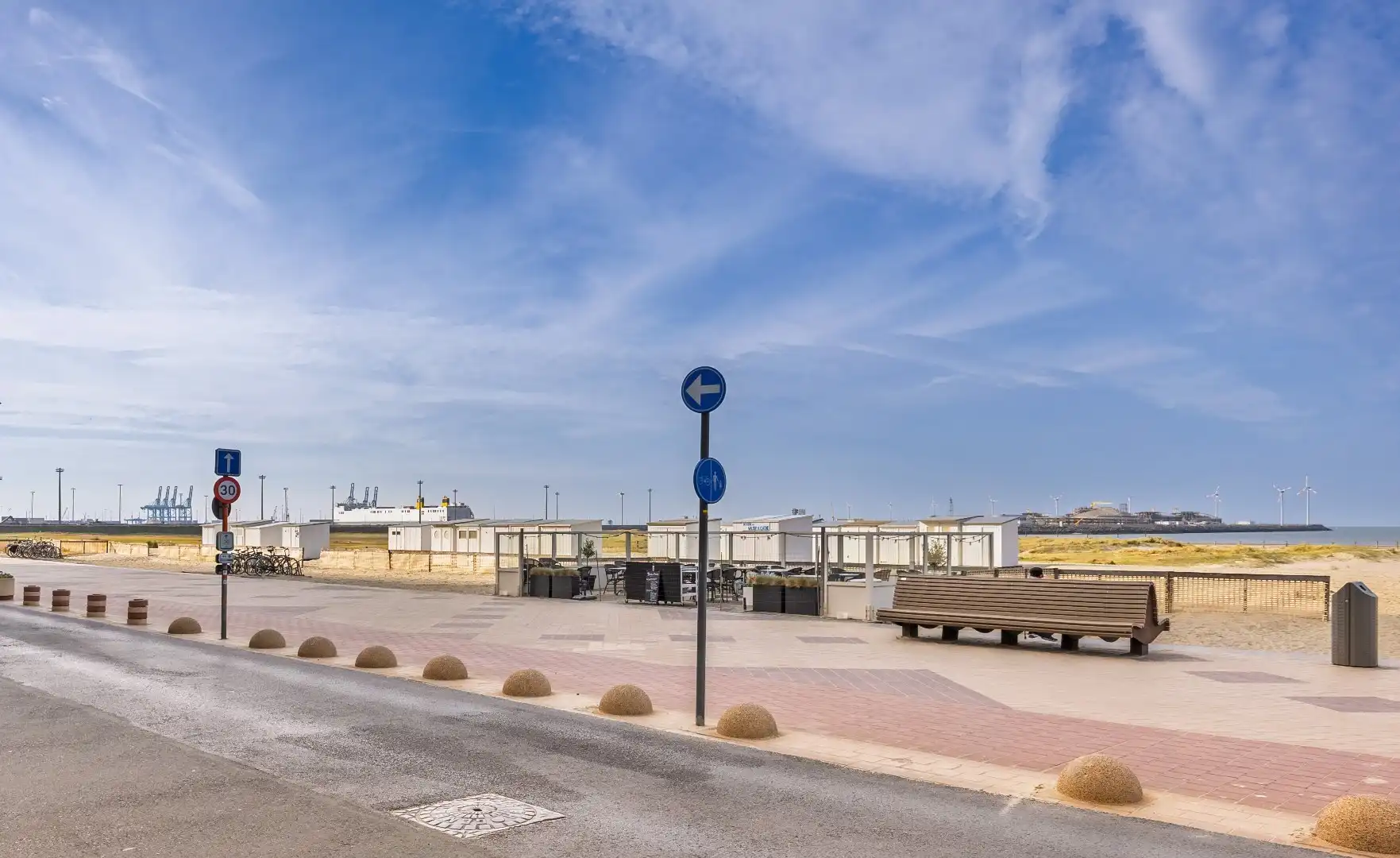 Uitzonderlijk hoekappartement met zijdelings zeezicht  foto 19