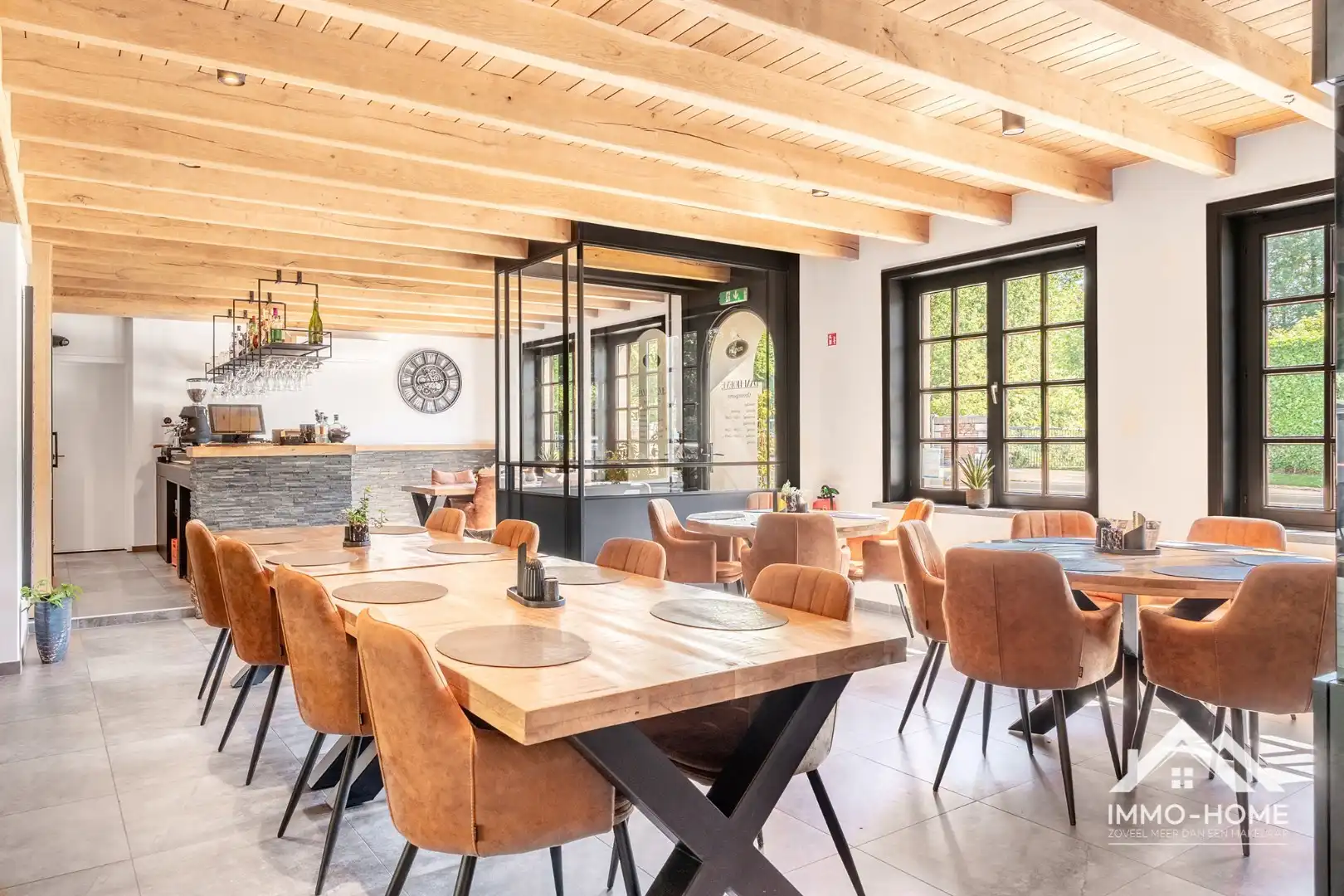 Prachtige gerenoveerde brasserie met appartement!  foto 4