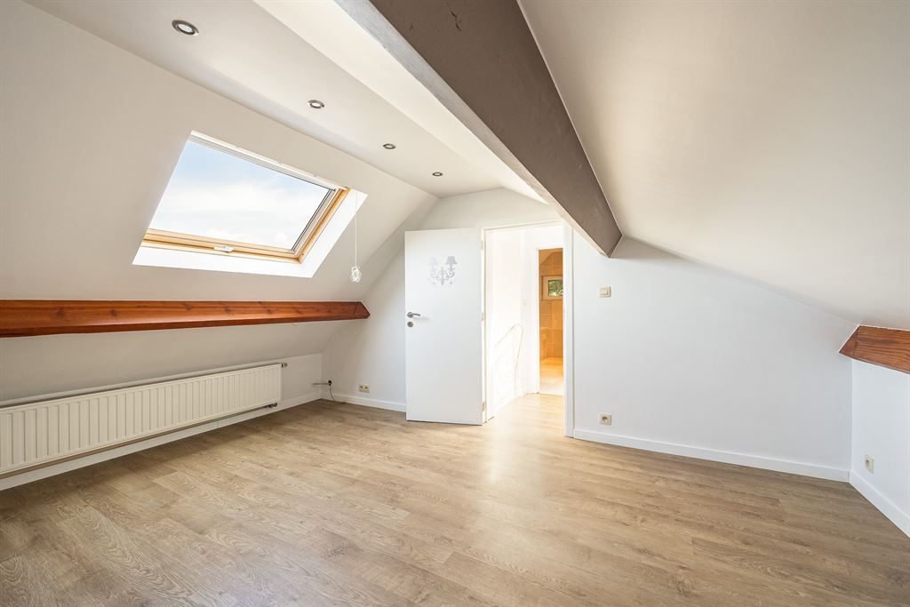 Ruime Gezinswoning met 5 Slaapkamers & Loods in Kortenberg foto 27
