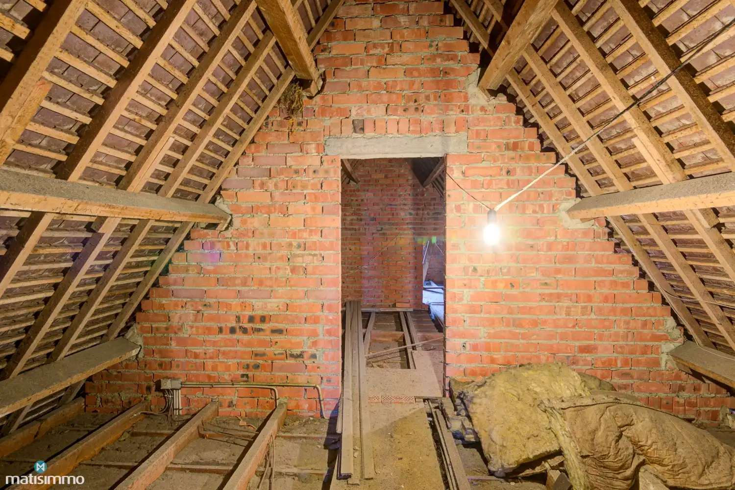 RIANTE VILLA MET CHARMANTE UITSTRALING ALS LANDHUIS OP ZEER RUIM PERCEEL IN WELLEN foto 34