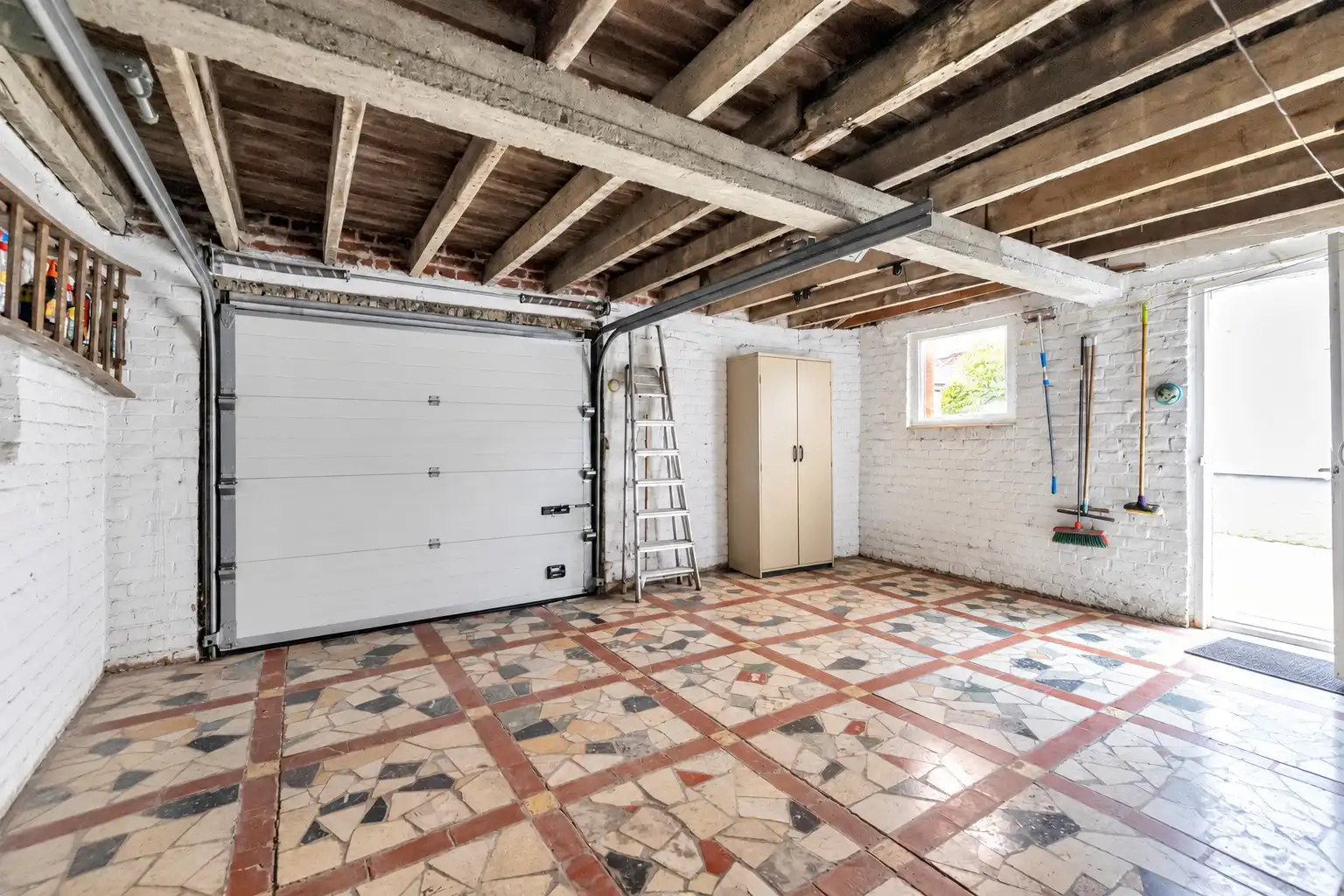 Karaktervolle HOB te renoveren met garage te Liedekerke foto 20